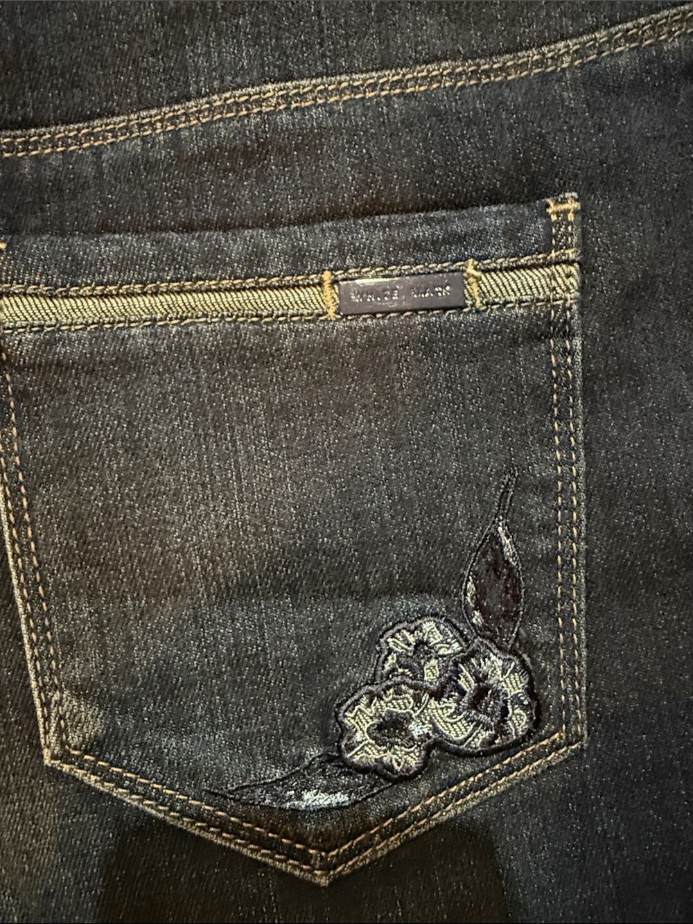 White House Black Market Embroidered Dark Blue Denim Cuffed Women's Shorts - Picture 8 of 8